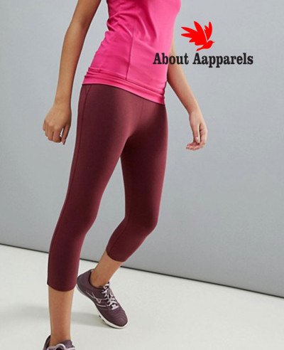 Cropped-Sports-Legging-In-Heavy-Weight-Cotton-Elastane