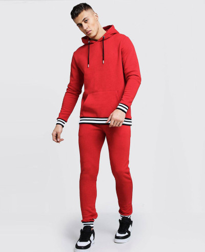 Men-Red-Hooded-Tracksuit-With-Contrast-Rib