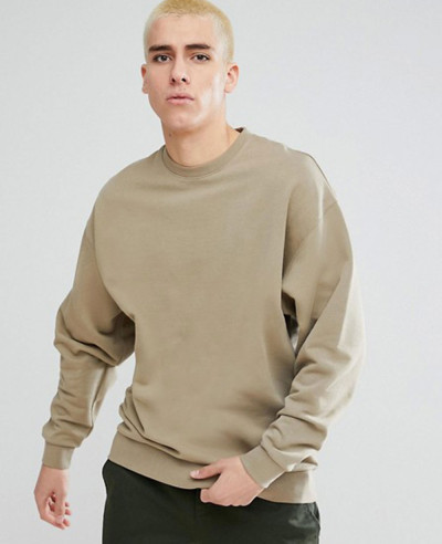 Oversized-Sweatshirt-in-Beige