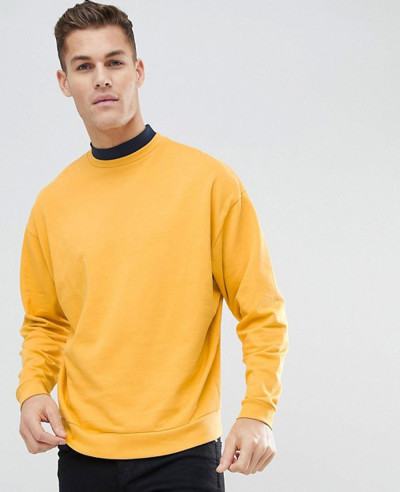 Oversized-Sweatshirt-With-Double-Layer-Neck