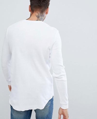 Longline-Long-Sleeve-Waffle-With-Curved-Hem-In-White-T-Shirt