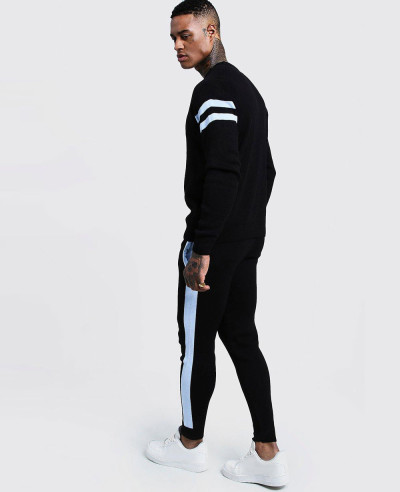 Men-Black-Knitted-Sweater-Tracksuit-With-Side-Panel