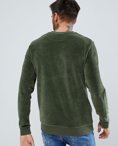 Muscle-Fit-Sweatshirt-In-Green-Velour