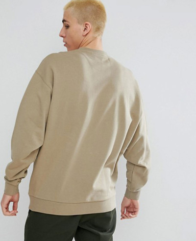 Oversized-Sweatshirt-in-Beige