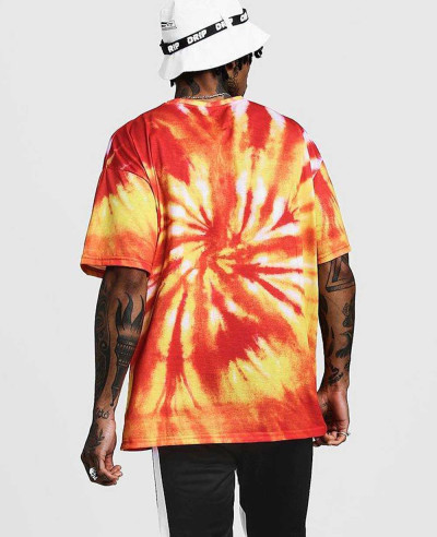 Oversized-Tie-Dye-T-Shirt-With-Graphic
