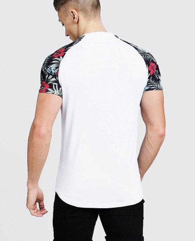 Raglan-Muscle-Fit-T-Shirt-With-Curved-Hem