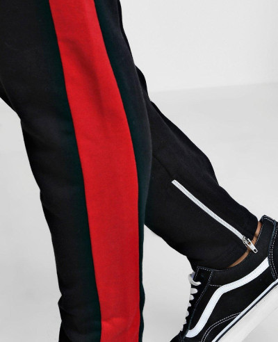 Slim-Fit-Jogger-With-Panel