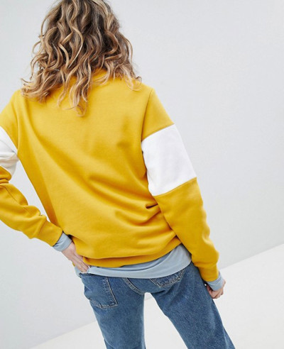 Sweatshirt In Yellow And White