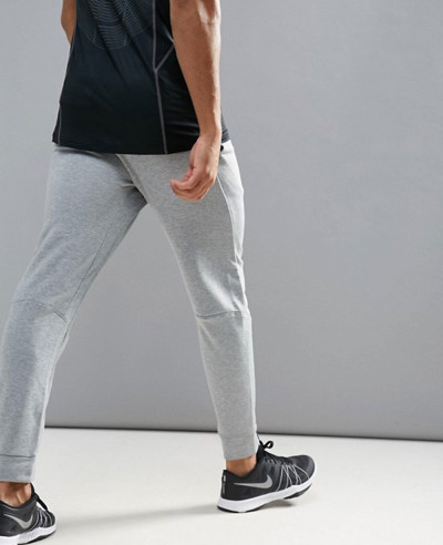Training-Dri-FIT-Fleece-Tapered-Joggers-In-Grey