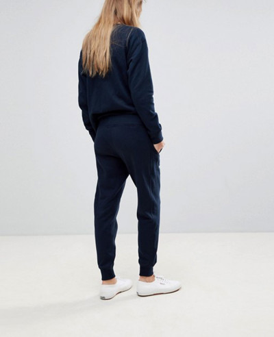 Women-Custom-Online-Fleece-Design-Tracksuit