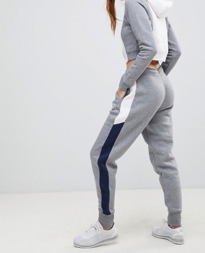 Women Grey Colorblock Regular Fit Sweatpant Jogger