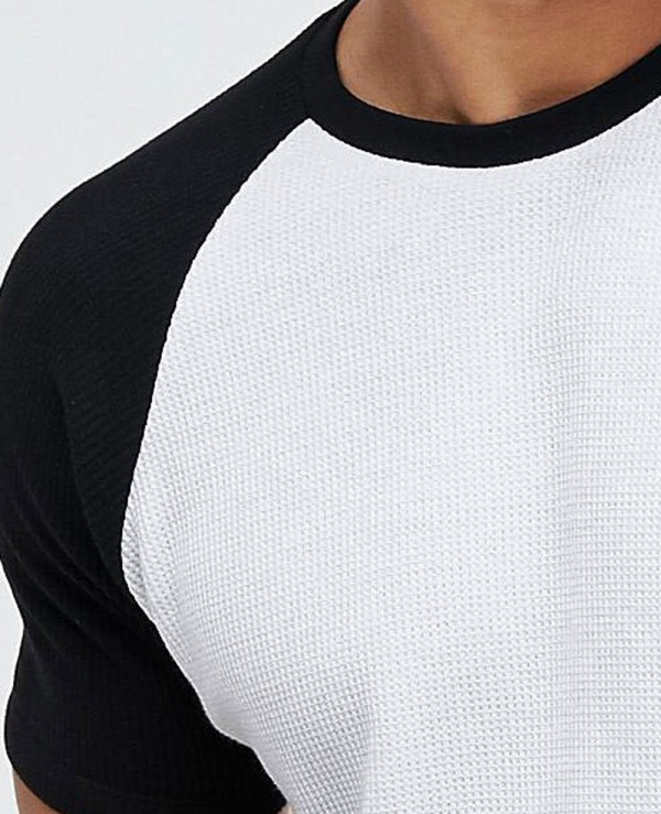 Longline-Muscle-With-Curved-Hem-And-Contrast-Raglan-Sleeves-T-Shirt