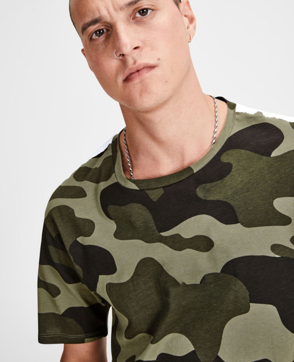 Men-Camouflage-Custom-T-Shirt