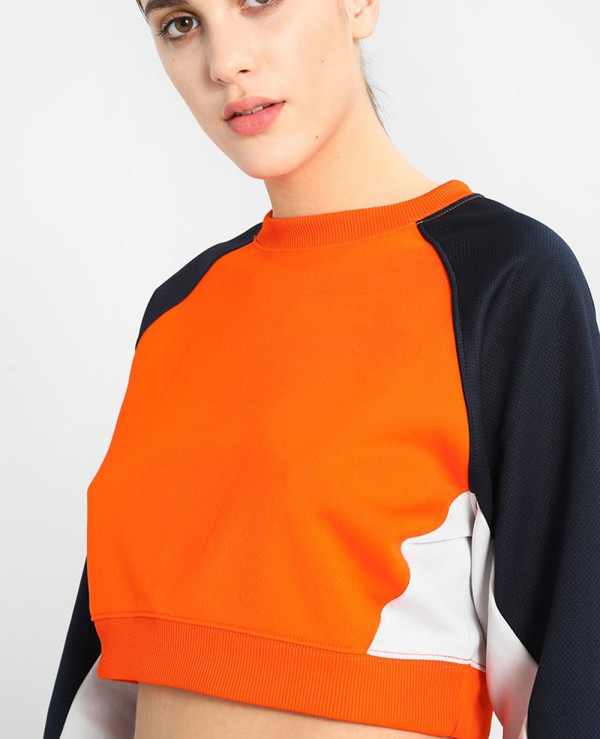 New-Cropped-Contrast-Color-Stylish-Sweatshirt